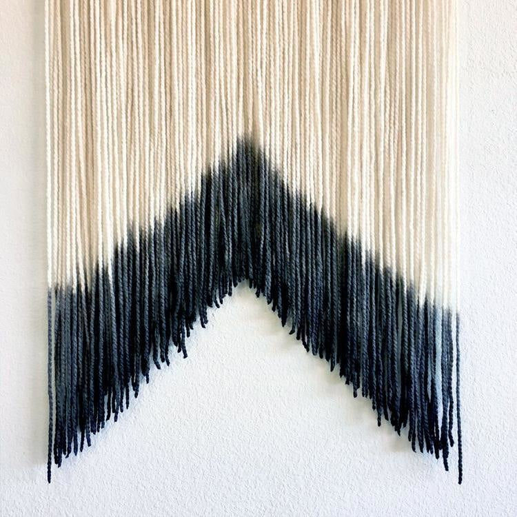 Tenture Murale en Macramé Bicolore