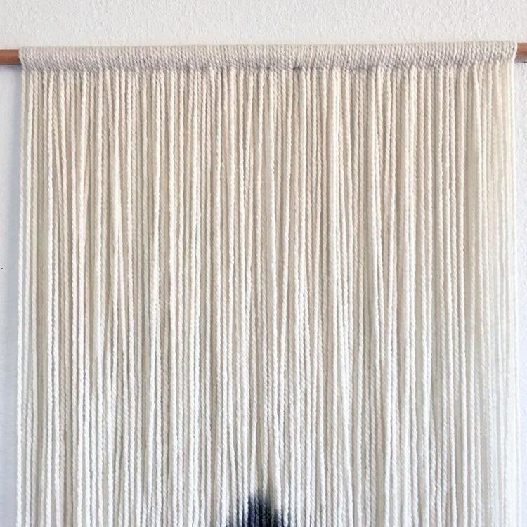 Tenture Murale en Macramé Bicolore