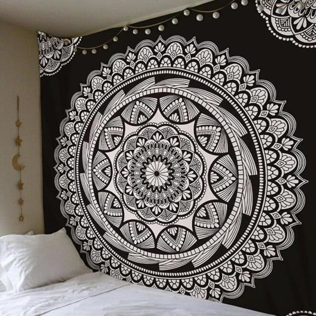 Tenture Murale Mandala Noir et Blanc